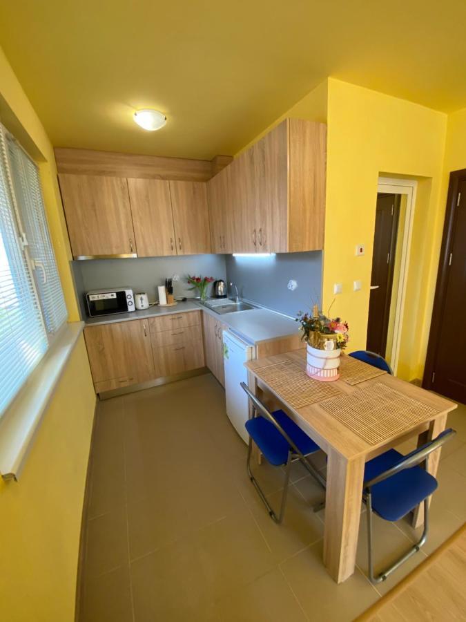 Starlight Studios Burgas Exteriör bild
